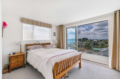 Photo of property in 92a Tiri Road, Manly, Whangaparaoa, 0930