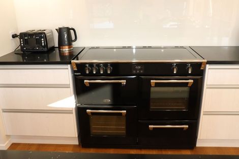 Photo of property in 12 White Road, Otane, 4202