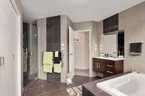 Photo of property in 118c Coronation Road, Hillcrest, Auckland, 0627