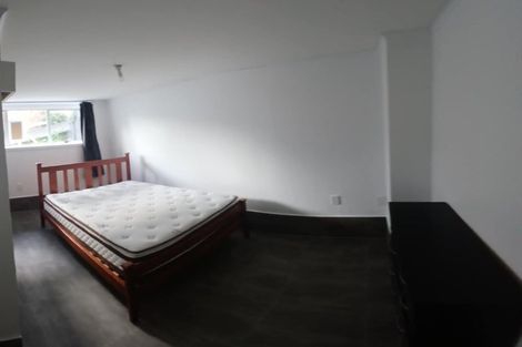 Photo of property in 235b Titirangi Road, Titirangi, Auckland, 0604