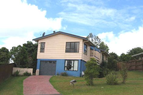 Photo of property in 27 Hale Crescent, Bayview, Auckland, 0629