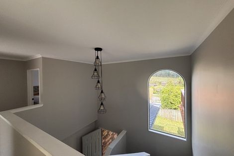 Photo of property in 20 Wallace Road, Ranui, Auckland, 0612