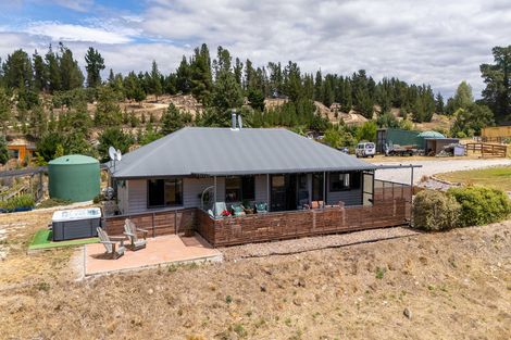 Photo of property in 213a Letts Gully Road, Letts Gully, Alexandra, 9393