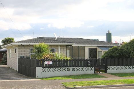 Photo of property in 1/56 Paterson Street, Mount Maunganui, 3116