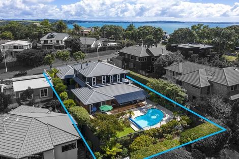 Photo of property in 45 Auld Street, Torbay, Auckland, 0630