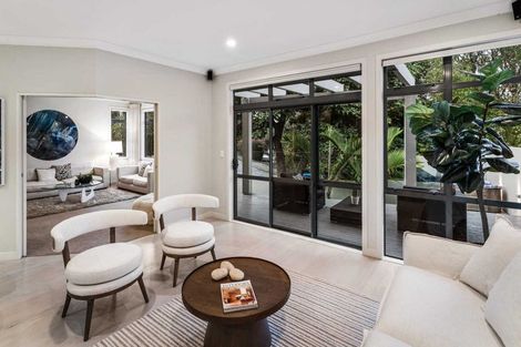 Photo of property in 1a Whitby Crescent, Mairangi Bay, Auckland, 0630