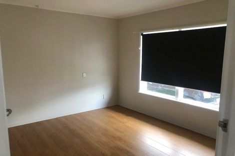 Photo of property in 1/3 Ocean View Road, Hillcrest, Auckland, 0627