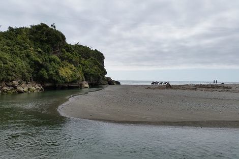 Photo of property in 4161 Coast Road, Punakaiki, 7873