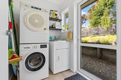 Photo of property in 3241 Paparoa-oakleigh Road, Paparoa, 0571