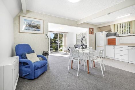 Photo of property in 64 Hazelwood Avenue, Dinsdale, Hamilton, 3204