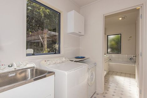 Photo of property in 26 Beach Road, Onerahi, Whangarei, 0110