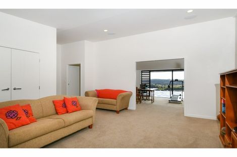 Photo of property in 911 Old North Road, Waimauku, 0882