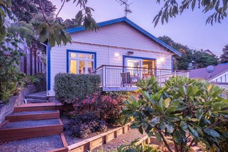 Photo of property in 73 Duncan Terrace, Kilbirnie, Wellington, 6022