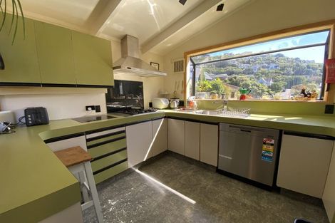 Photo of property in 7 Dundee Place, Crofton Downs, Wellington, 6035