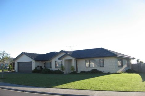 Photo of property in 3 Kimptonfields Court, Wattle Downs, Auckland, 2103