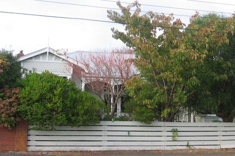 Photo of property in 20 Hautana Square, Woburn, Lower Hutt, 5010