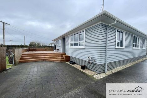 Photo of property in 12 Karaka Street, Merrilands, New Plymouth, 4312