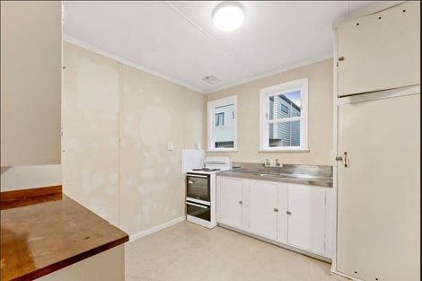 Photo of property in 25 Stoddard Road, Wesley, Auckland, 1041