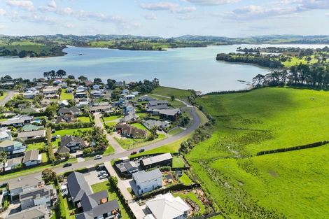 Photo of property in 6b Goble Road, Clarks Beach, Pukekohe, 2679