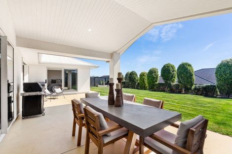Photo of property in 61 Arataki Road, Havelock North, 4130