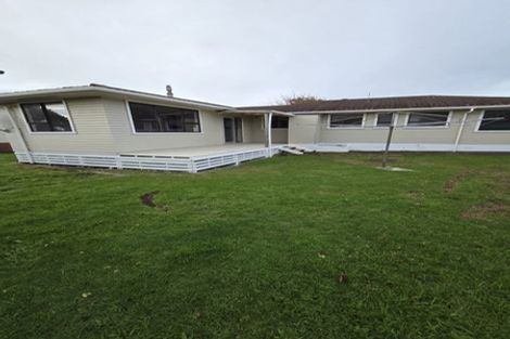 Photo of property in 25 Battiscombe Terrace, Waitara, 4320