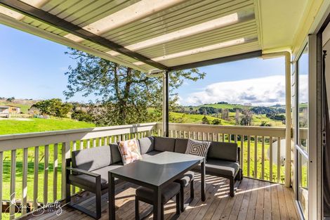 Photo of property in 53 Hurndall Street East, Maungaturoto, 0520