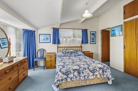 Photo of property in 32 Budleigh Street, Frankleigh Park, New Plymouth, 4310