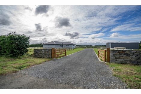 Photo of property in 15 Wilcox Road, Seaward Bush, Invercargill, 9871