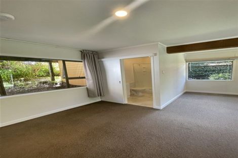 Photo of property in 2/5 Highlight Parade, Te Atatu South, Auckland, 0610
