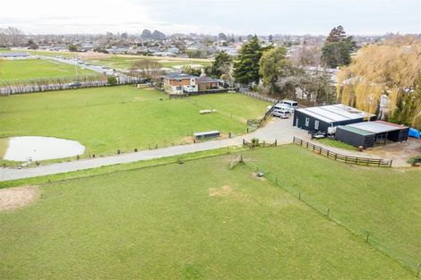 Photo of property in 211 Cashmere Road, Hoon Hay, Christchurch, 8025