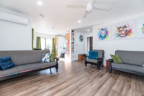 Photo of property in 3a Aotea Road, Glen Eden, Auckland, 0602