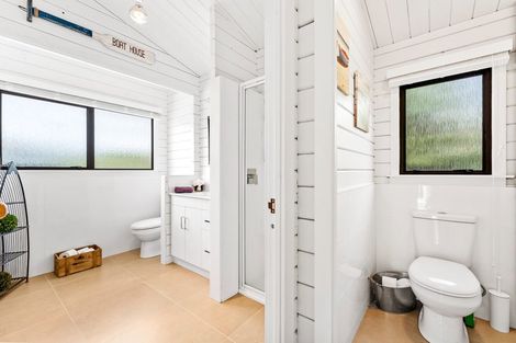 Photo of property in 105 Ladies Mile, Manly, Whangaparaoa, 0930