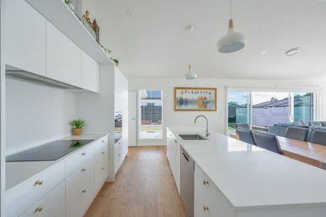 Photo of property in 17 Rangataiki Place, Te Awa, Napier, 4110