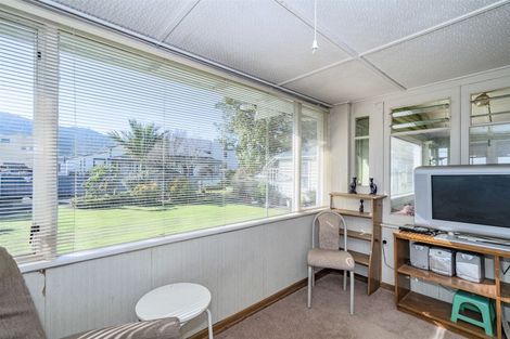 Photo of property in 402 Queen Sh25 Street, Thames, 3500