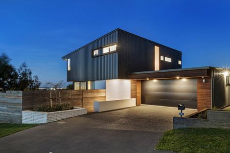 Photo of property in 63 Ravensdale Rise, Westmorland, Christchurch, 8025