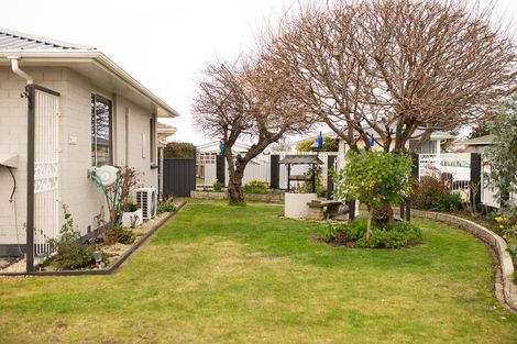 Photo of property in 3 Cornet Lane, Aranui, Christchurch, 8061