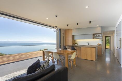 Photo of property in 11 Mana Heights, Marybank, Nelson, 7010