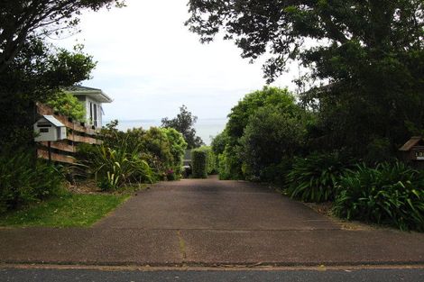 Photo of property in 138 Pacific Parade, Army Bay, Whangaparaoa, 0930