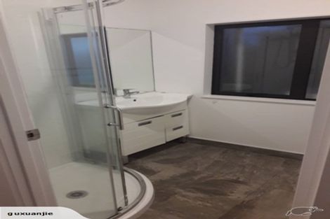 Photo of property in 28 Hope Farm Avenue, Pakuranga Heights, Auckland, 2010