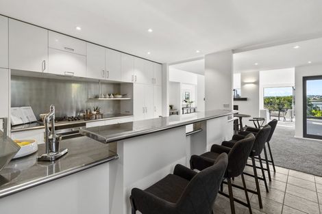 Photo of property in 63a Beresford Street, Bayswater, Auckland, 0622