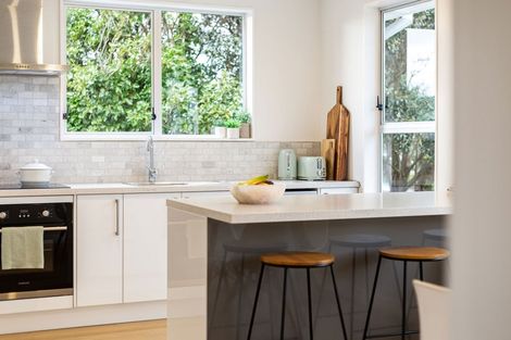 Photo of property in 4 Taupiri Crescent, Titahi Bay, Porirua, 5022