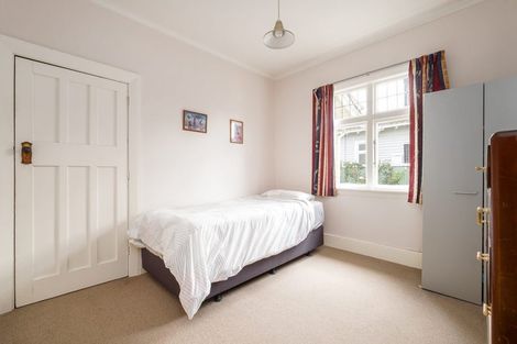 Photo of property in 65 Martin Avenue, Beckenham, Christchurch, 8023