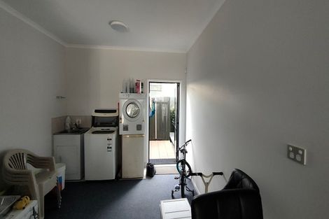 Photo of property in 4 Nohoanga Road, Karaka, Papakura, 2113