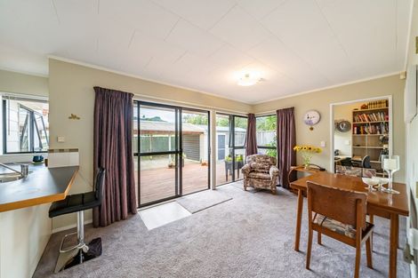 Photo of property in 30 Delaware Grove, Totara Park, Upper Hutt, 5018