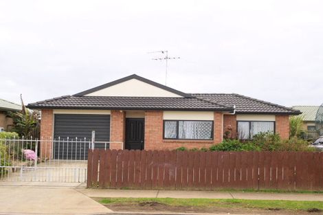 Photo of property in 25 Langiola Drive, Favona, Auckland, 2024