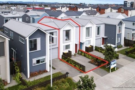 Photo of property in 47 Glidepath Road, Hobsonville, Auckland, 0616