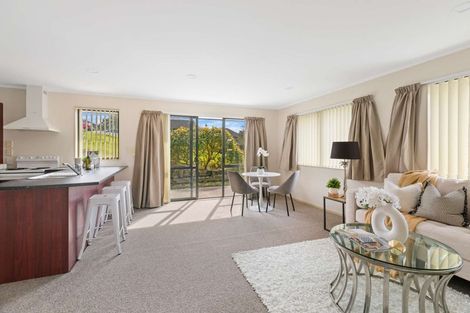 Photo of property in 40 Regents Park Place, Westgate, Auckland, 0614