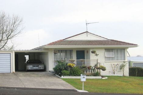 Photo of property in 8b Pohutukawa Drive, Pukete, Hamilton, 3200