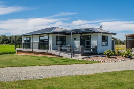 Photo of property in 72 Arowhenua Station Road, Kerrytown, Timaru, 7973