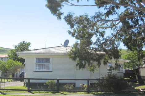 Photo of property in 117 Tyndall Road, Outer Kaiti, Gisborne, 4010